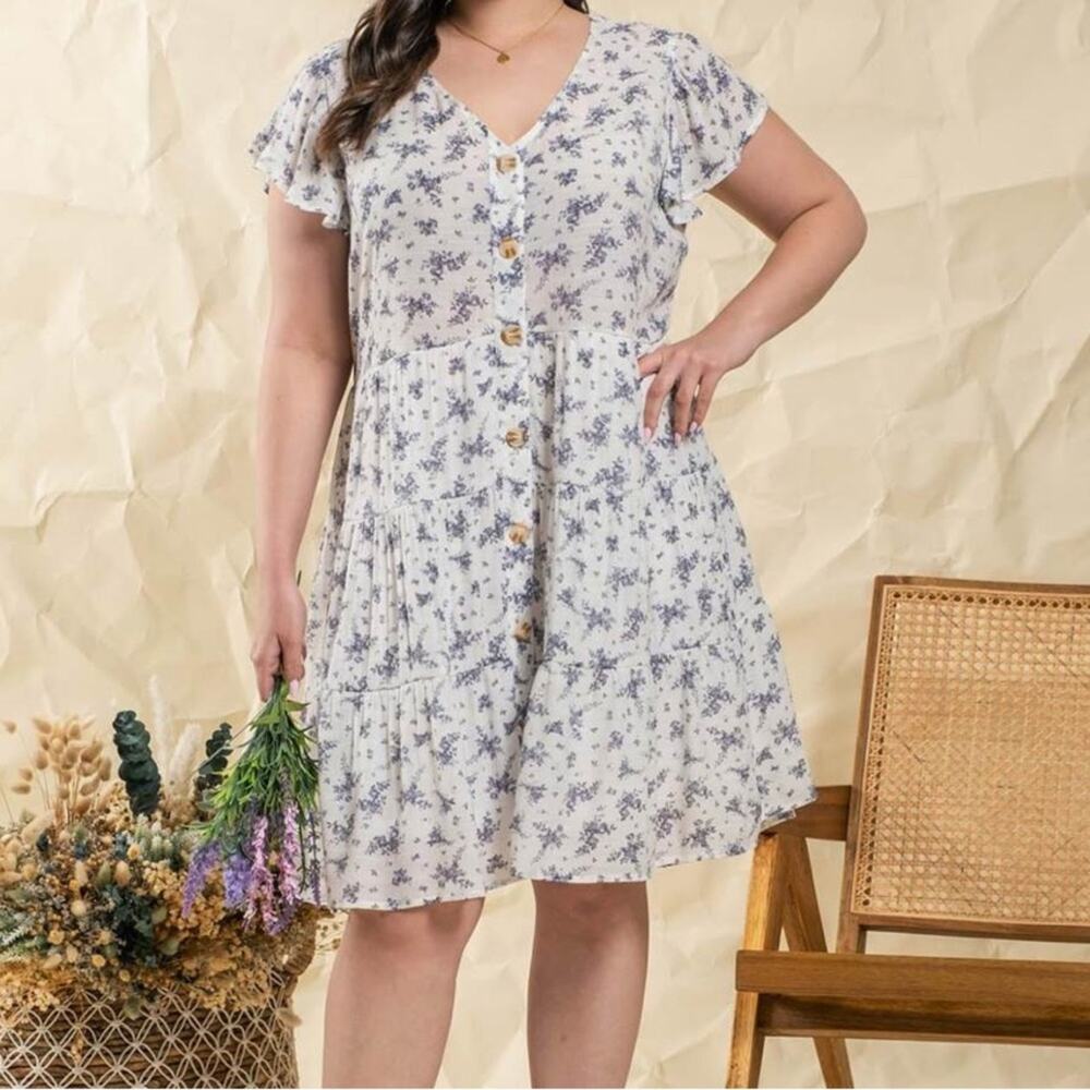 NWT Plus Size Button Down Tiered Floral Dress Size 3X